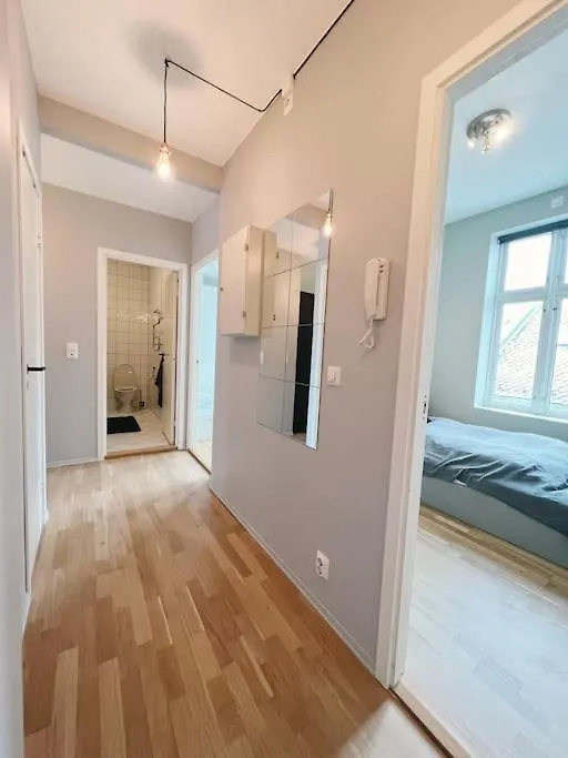 Dinbnb Apartments I 500 M To Centrum I Shared Patio I Street Parking Bergen 0*,